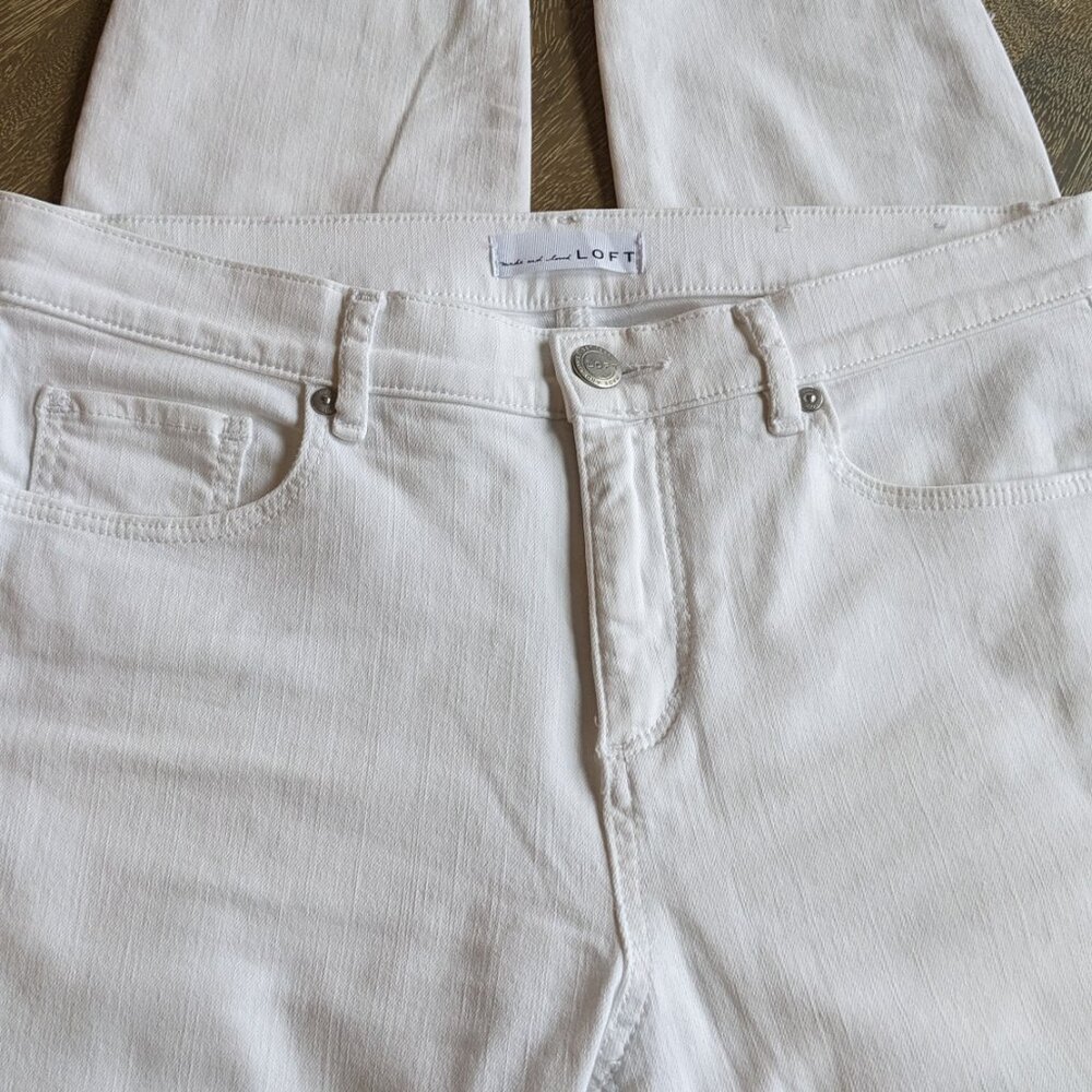 Made and Loved LOFT All White Modern Skinny Jeans, with Slim Pockets, Size 8, 29